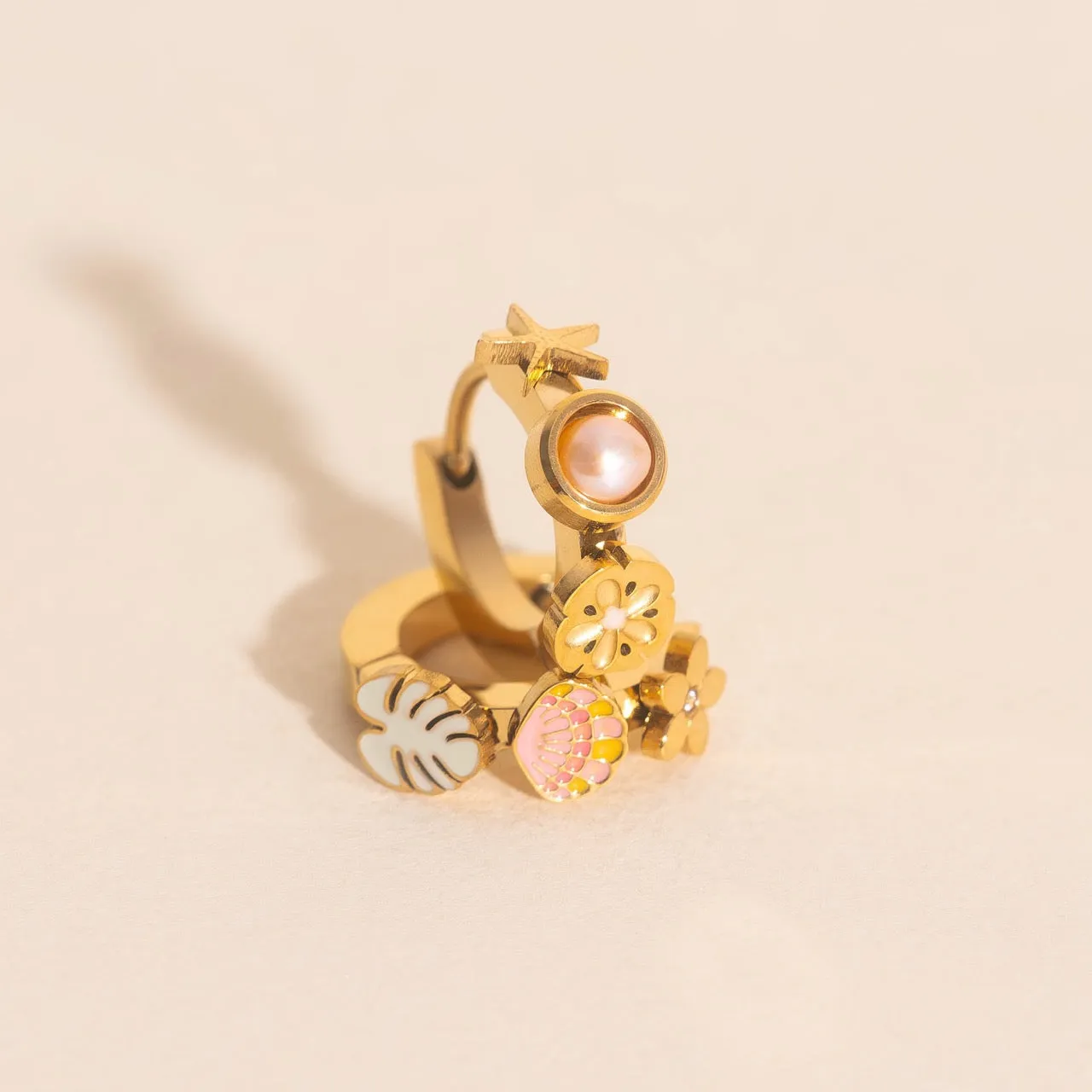 Hawaii 3D Huggie Hoop Earrings sold by Modcloth product image thumbnail 4