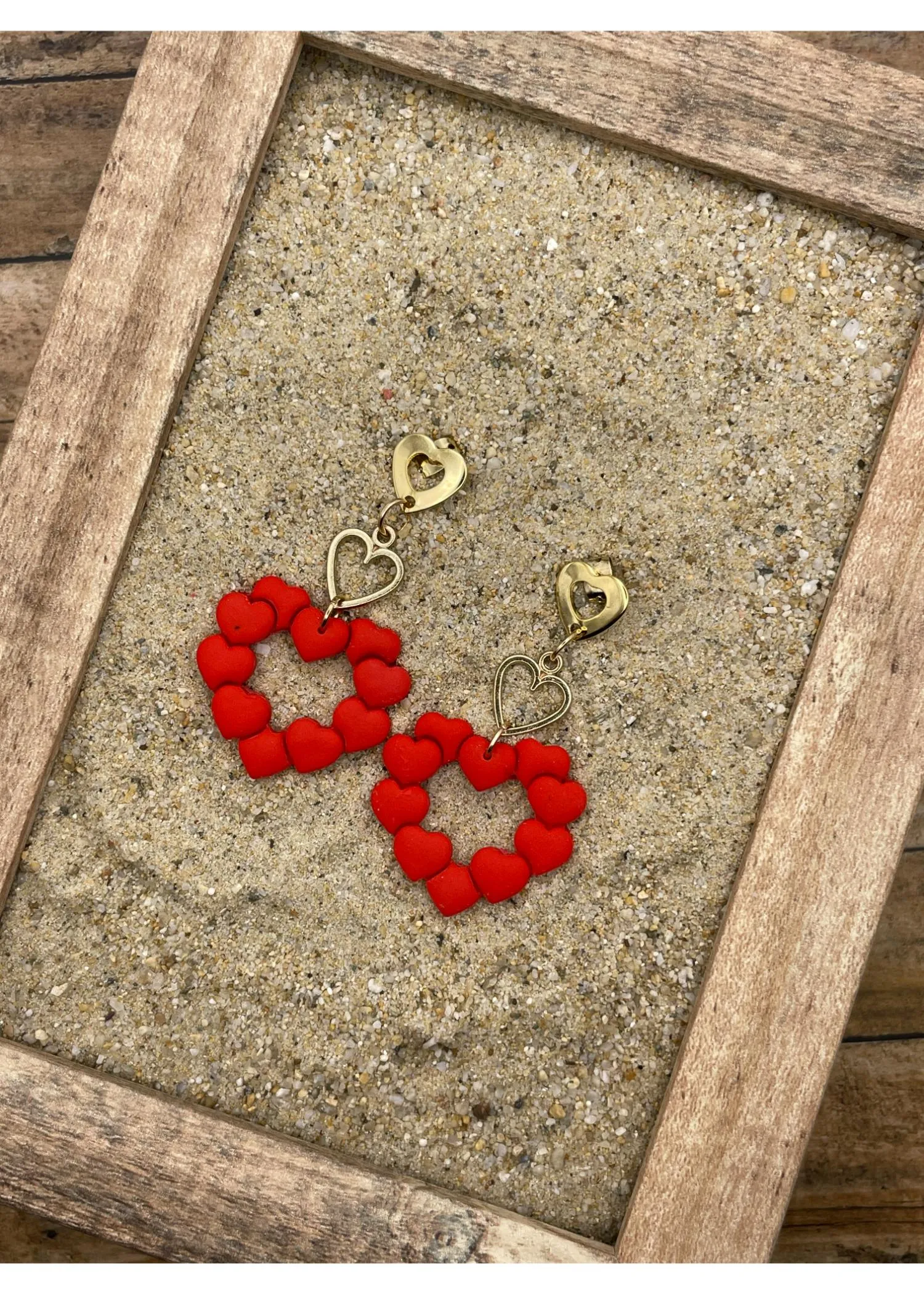 Heart Wreath Dangle Earrings sold by Modcloth product image thumbnail 4