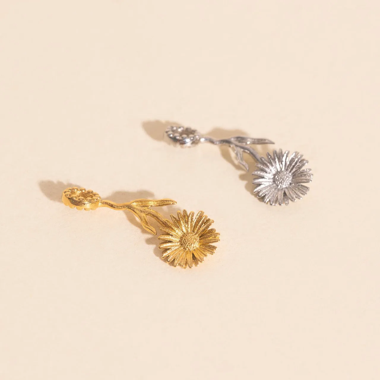 September Aster Birth Flower Necklace Charm sold by Modcloth product image thumbnail 5