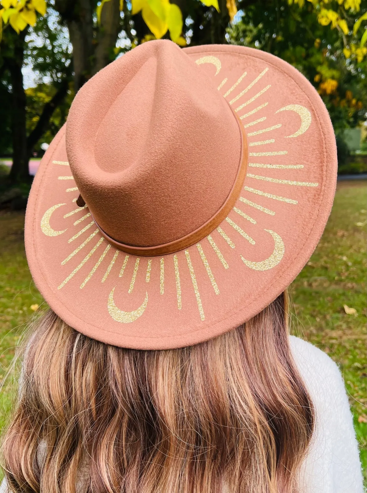 Vegan Felt Wide Brim Hat - XL Brim - Caramel - Gold Moonburst sold by Modcloth product image thumbnail 2