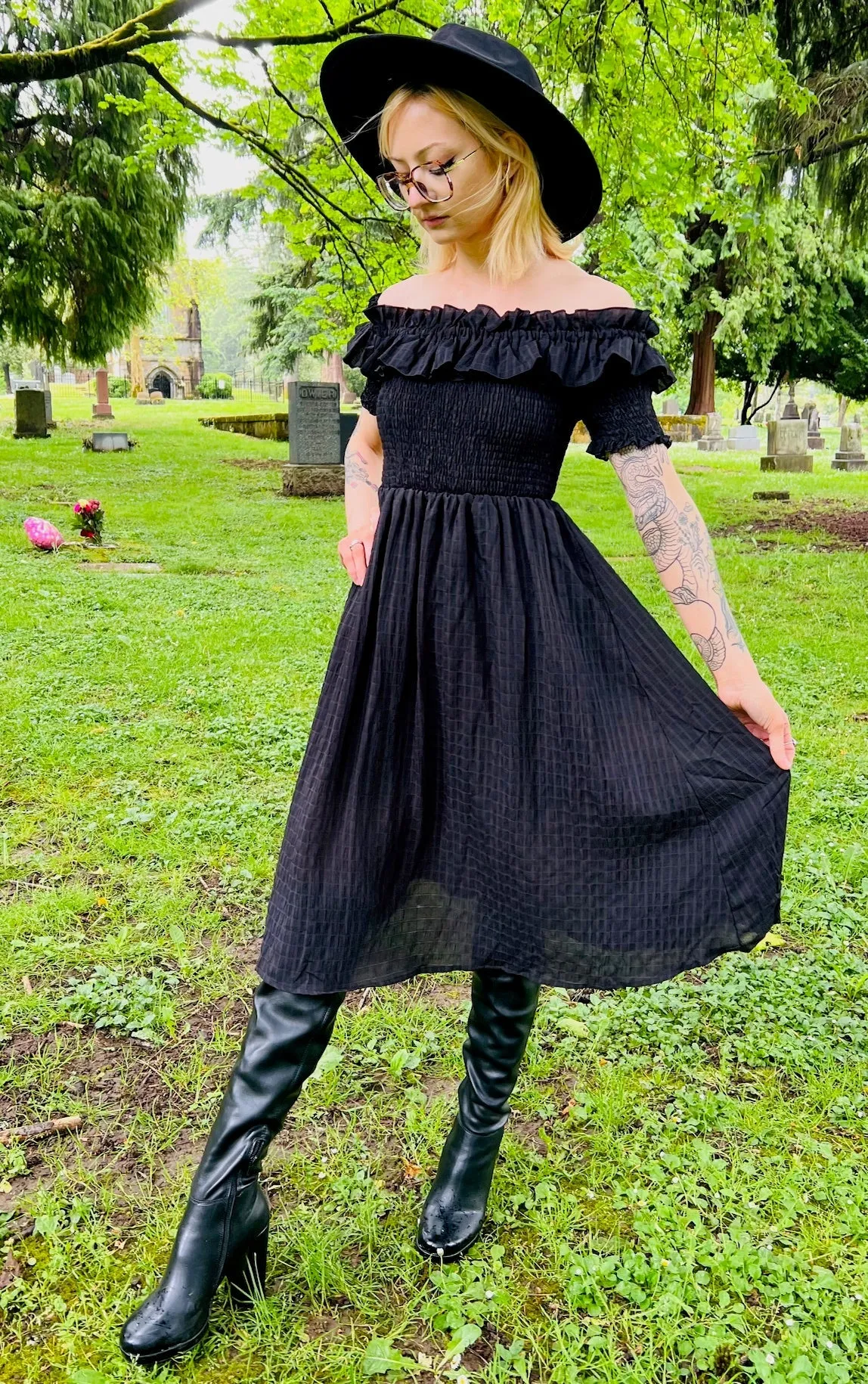 Hilda - Dark Plaid Cottage Dress sold by Modcloth product image thumbnail 5