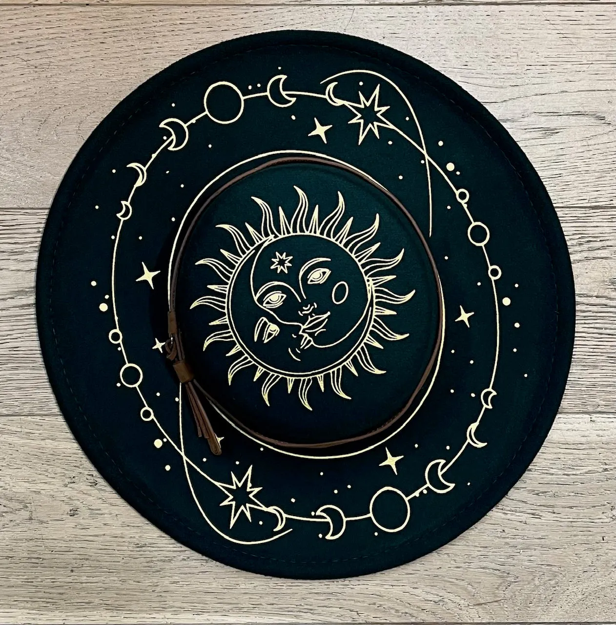 Vegan Felt Wide Brim Hat - Flat Top - Emerald - Celestial Sun/Moon sold by Modcloth product image thumbnail 2