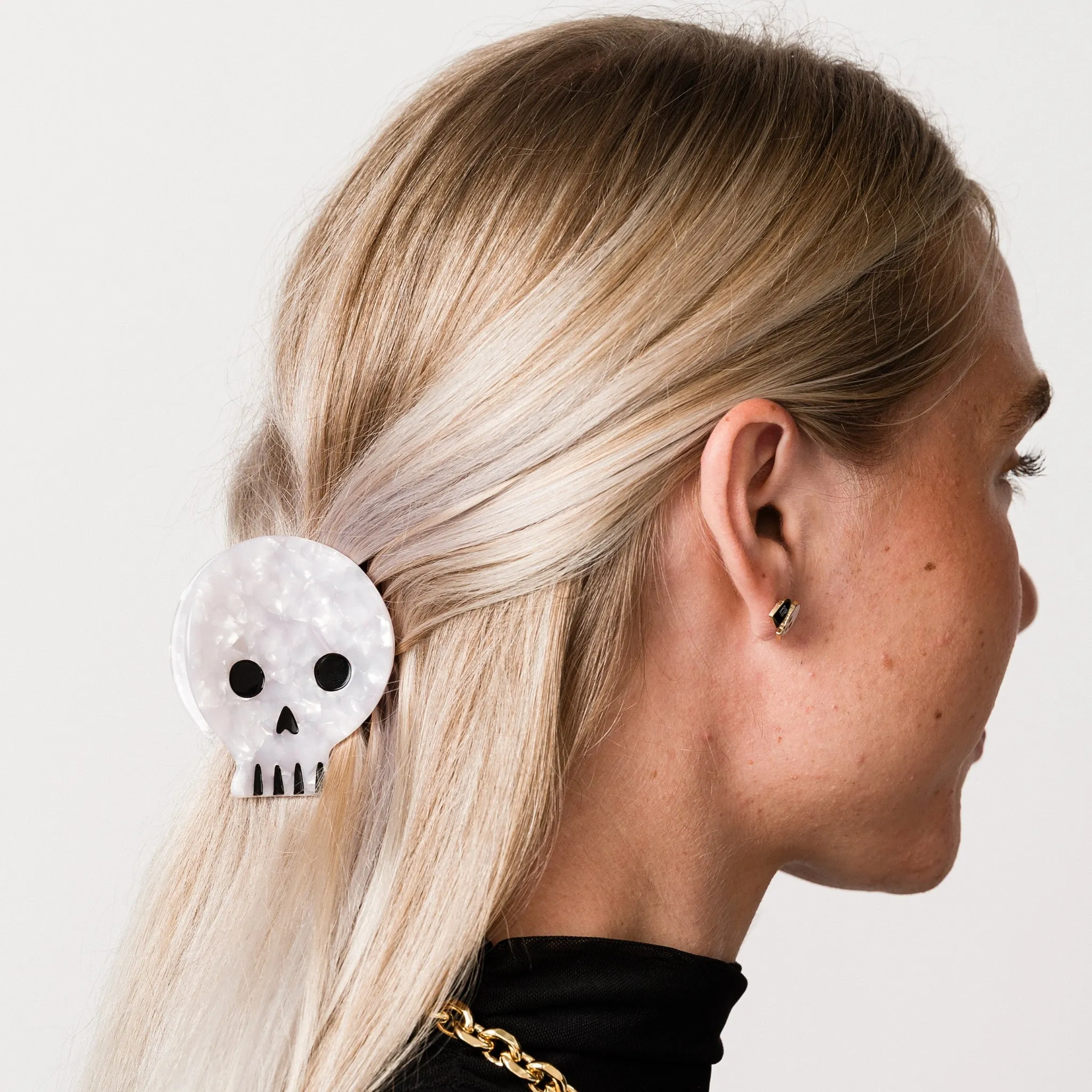 Skull Hair Claw sold by Modcloth