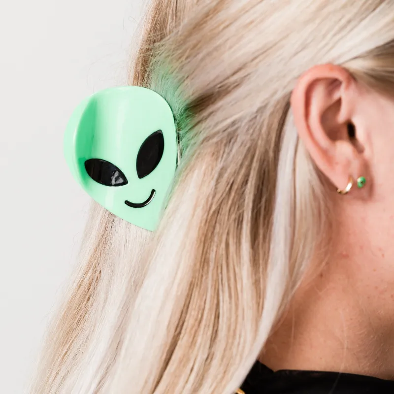 Alien Hair Claw sold by Modcloth