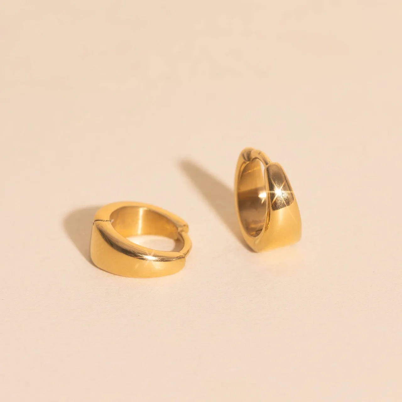 Chunky Teardrop Mini Huggie Hoop Earrings sold by Modcloth product image thumbnail 3