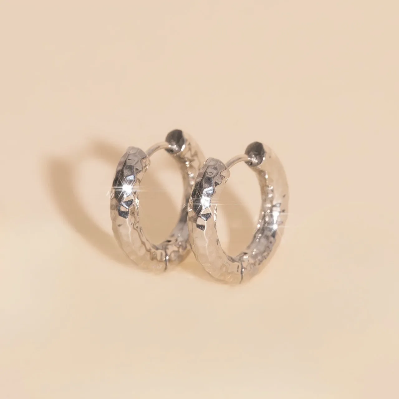 Hammered Chunky Rounded Huggie Hoop Earrings sold by Modcloth product image thumbnail 5