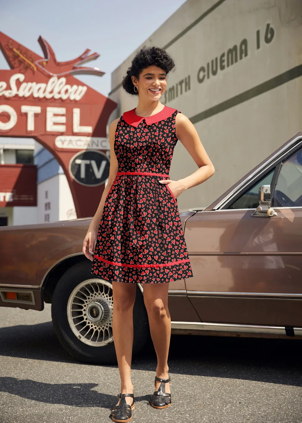 Retro Mod Collared Dress Hearts sold by Modcloth product image thumbnail 3