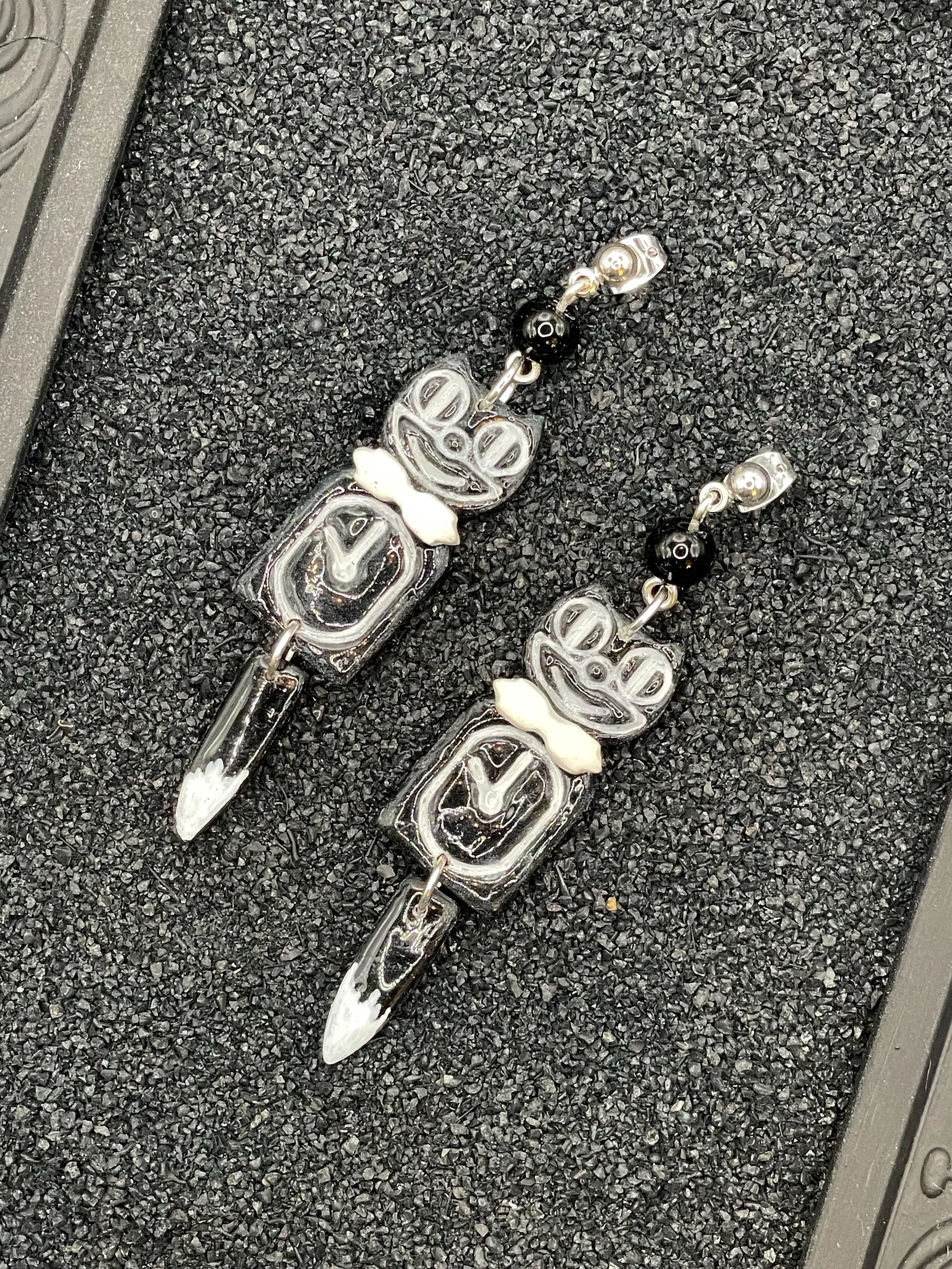 Cat Lover - Retro Black Kitty Clock Earrings: Handmade Polymer Clay sold by Modcloth