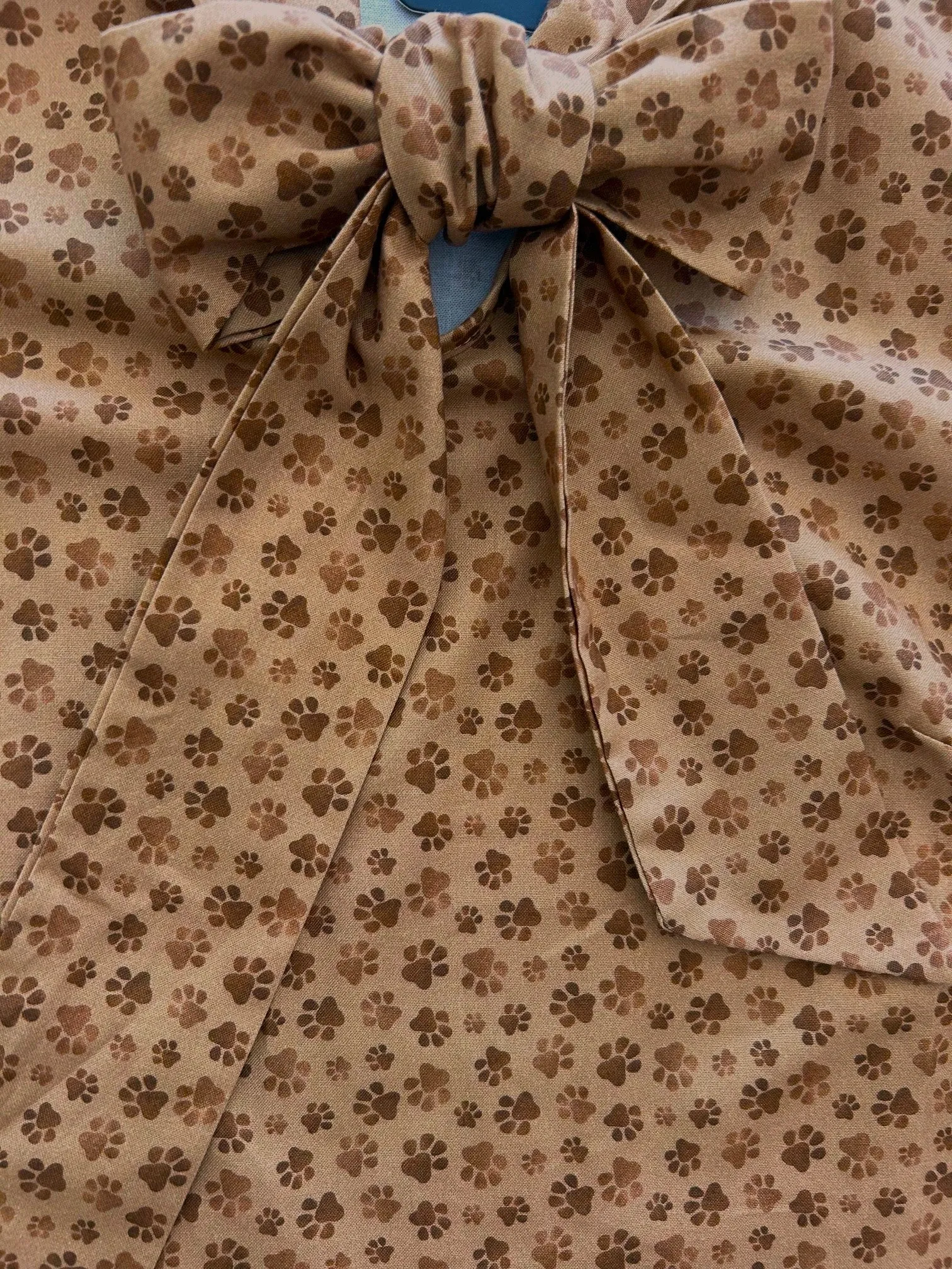 Vintage Style Bow Top in Paw Print sold by Modcloth product image thumbnail 5