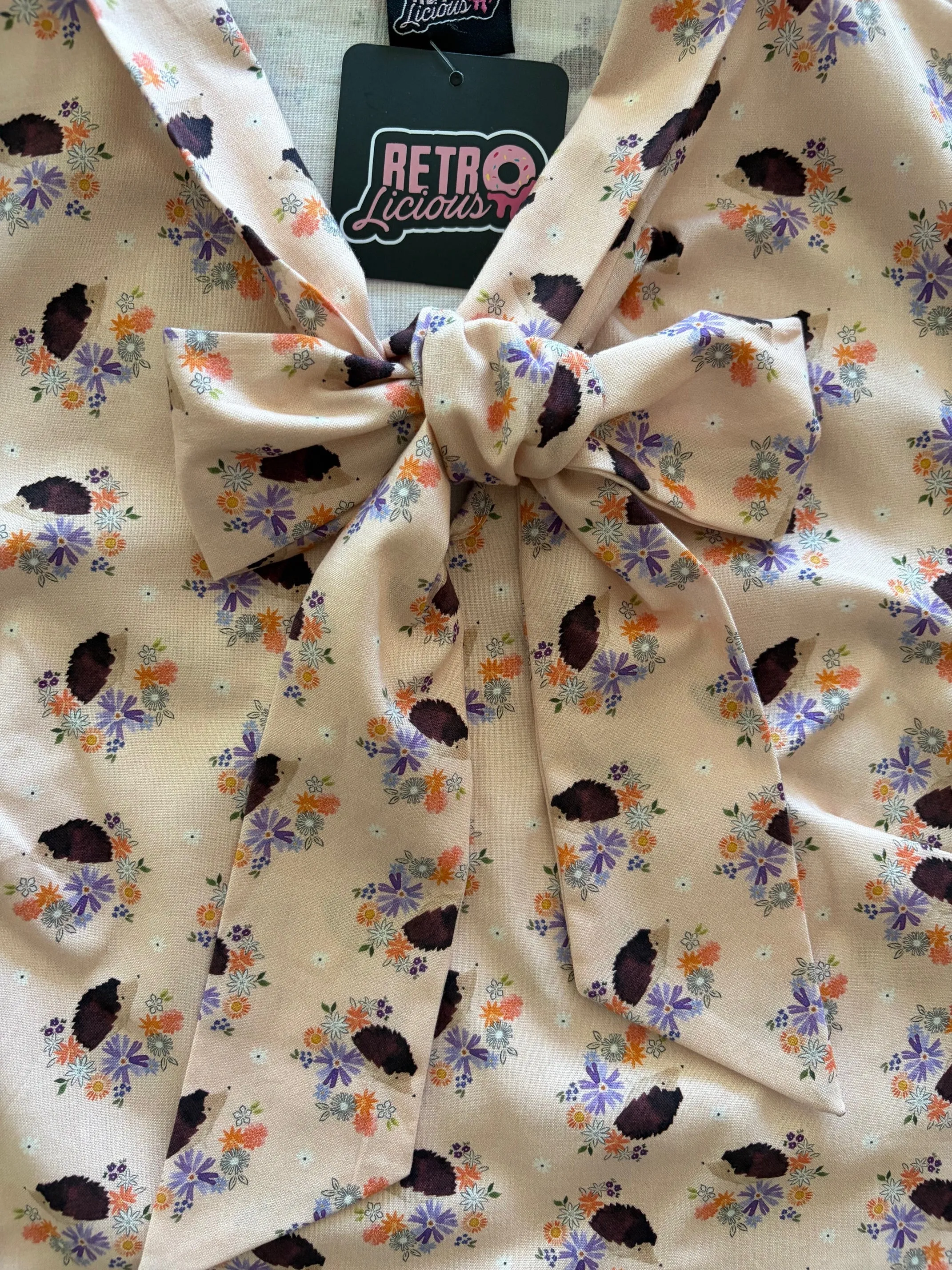 Vintage Style Bow Top in Hedgehog Print sold by Modcloth product image thumbnail 5