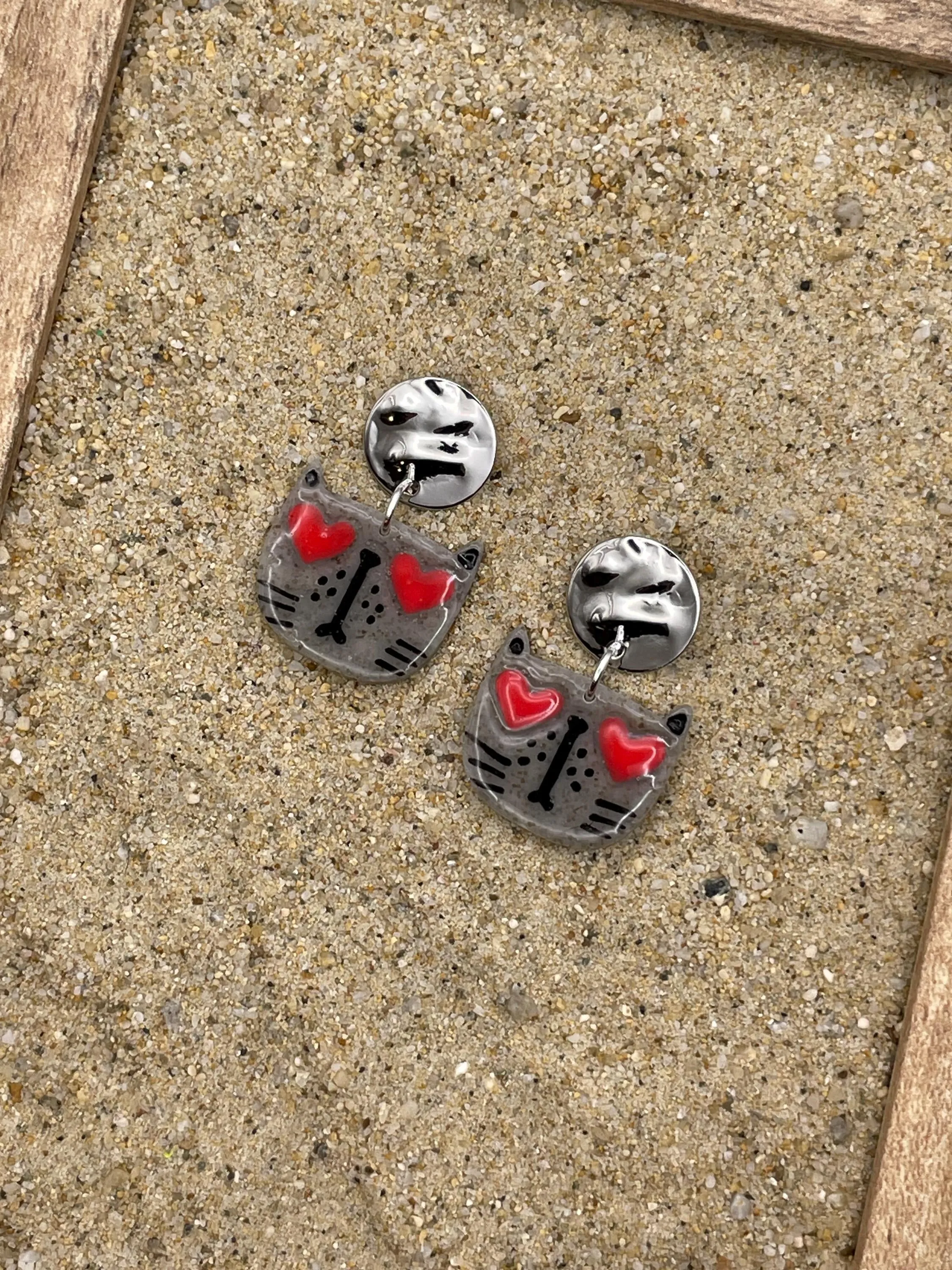 Cat Lover - Heart Eyes Earrings: Handmade Polymer Clay sold by Modcloth product image thumbnail 2