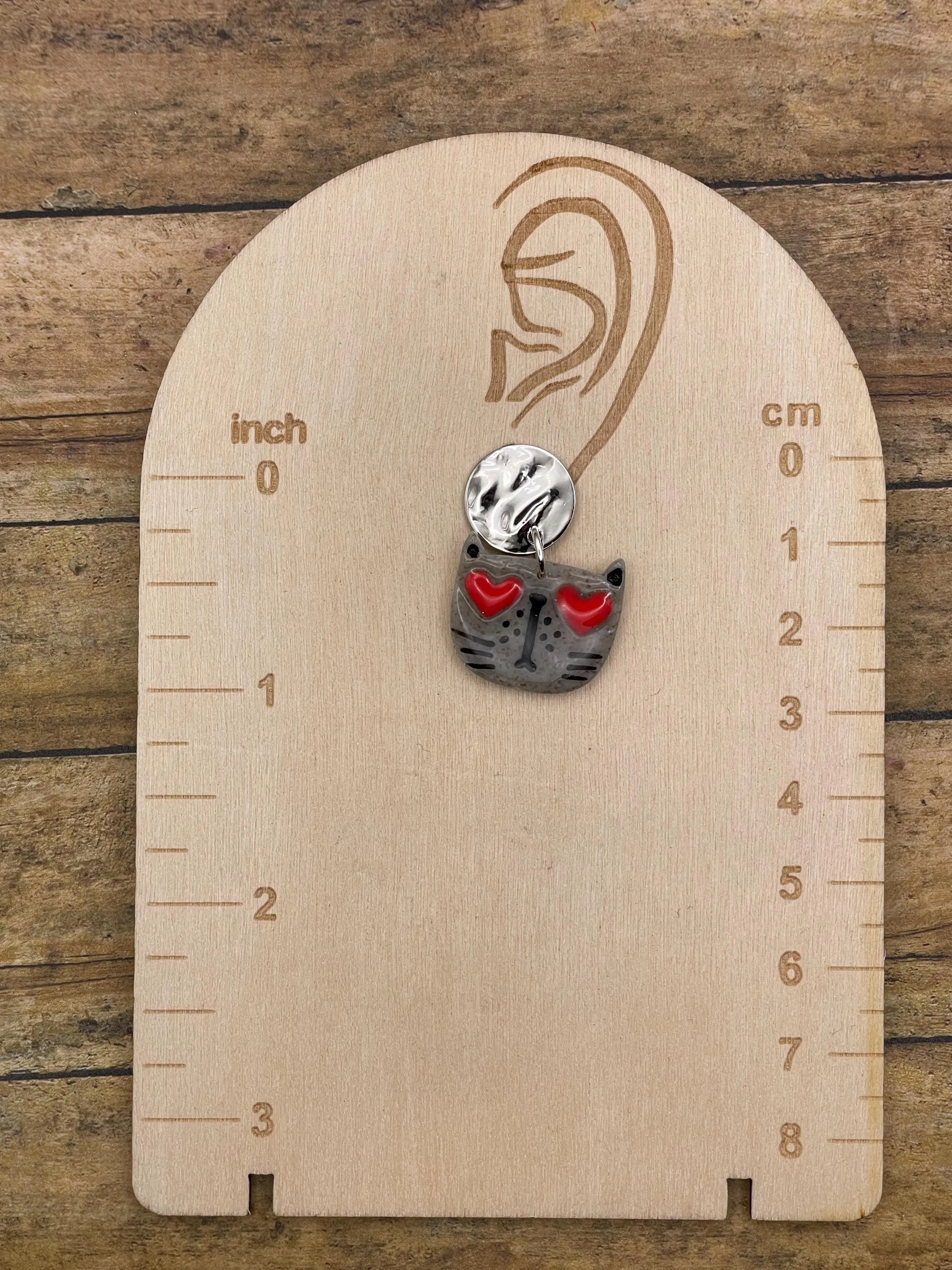 Cat Lover - Heart Eyes Earrings: Handmade Polymer Clay sold by Modcloth product image thumbnail 3