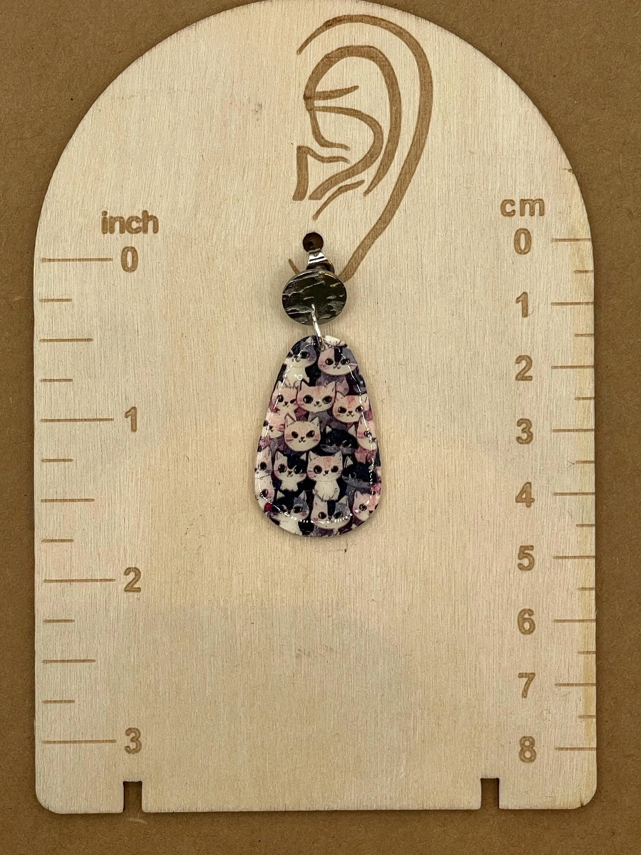 Cat Lover - Retro Kitty Printed Dangle Earrings: Handmade Polymer Clay sold by Modcloth product image thumbnail 2