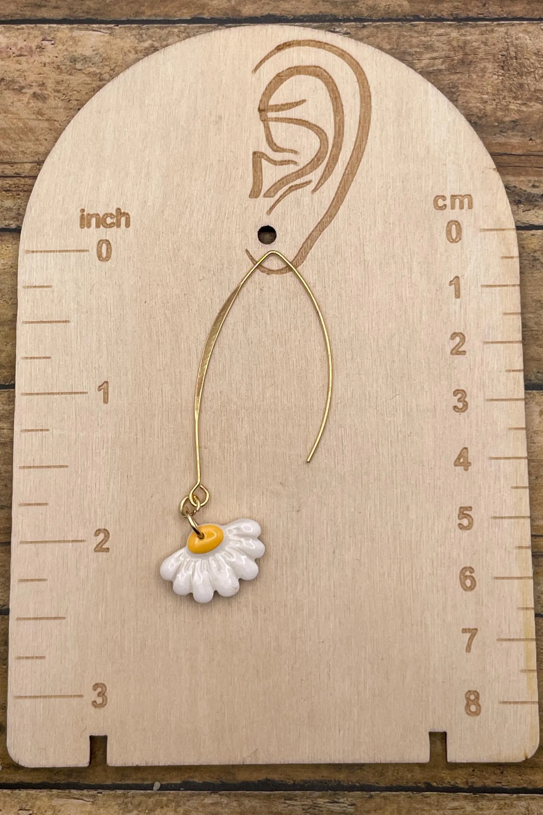 Spring Fling - White Daisy Flower Earrings: Handmade Polymer Clay sold by Modcloth product image thumbnail 2