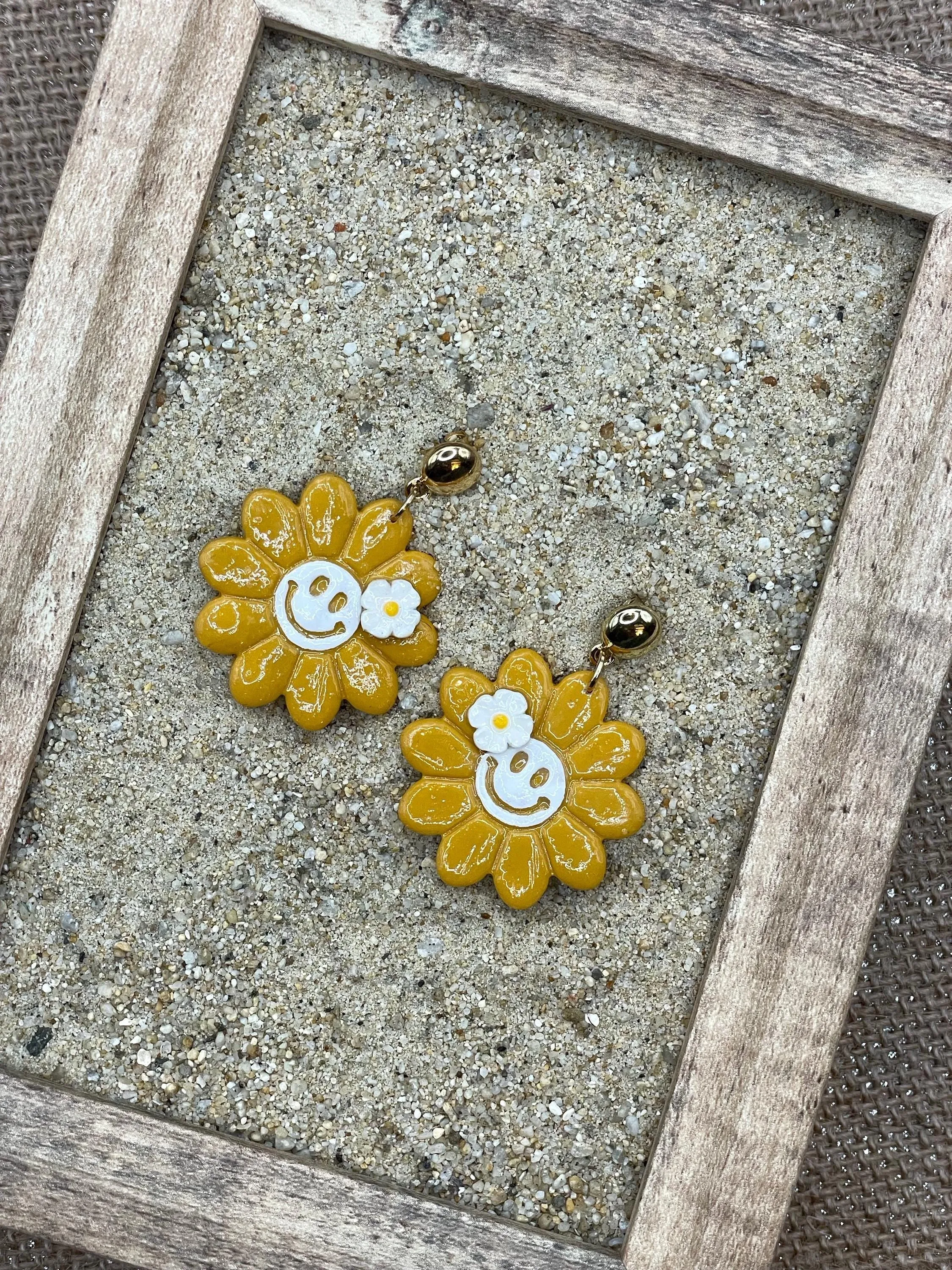 Magical Forest - Groovy Smiley Daisy Earrings: Handmade Polymer Clay sold by Modcloth product image thumbnail 3