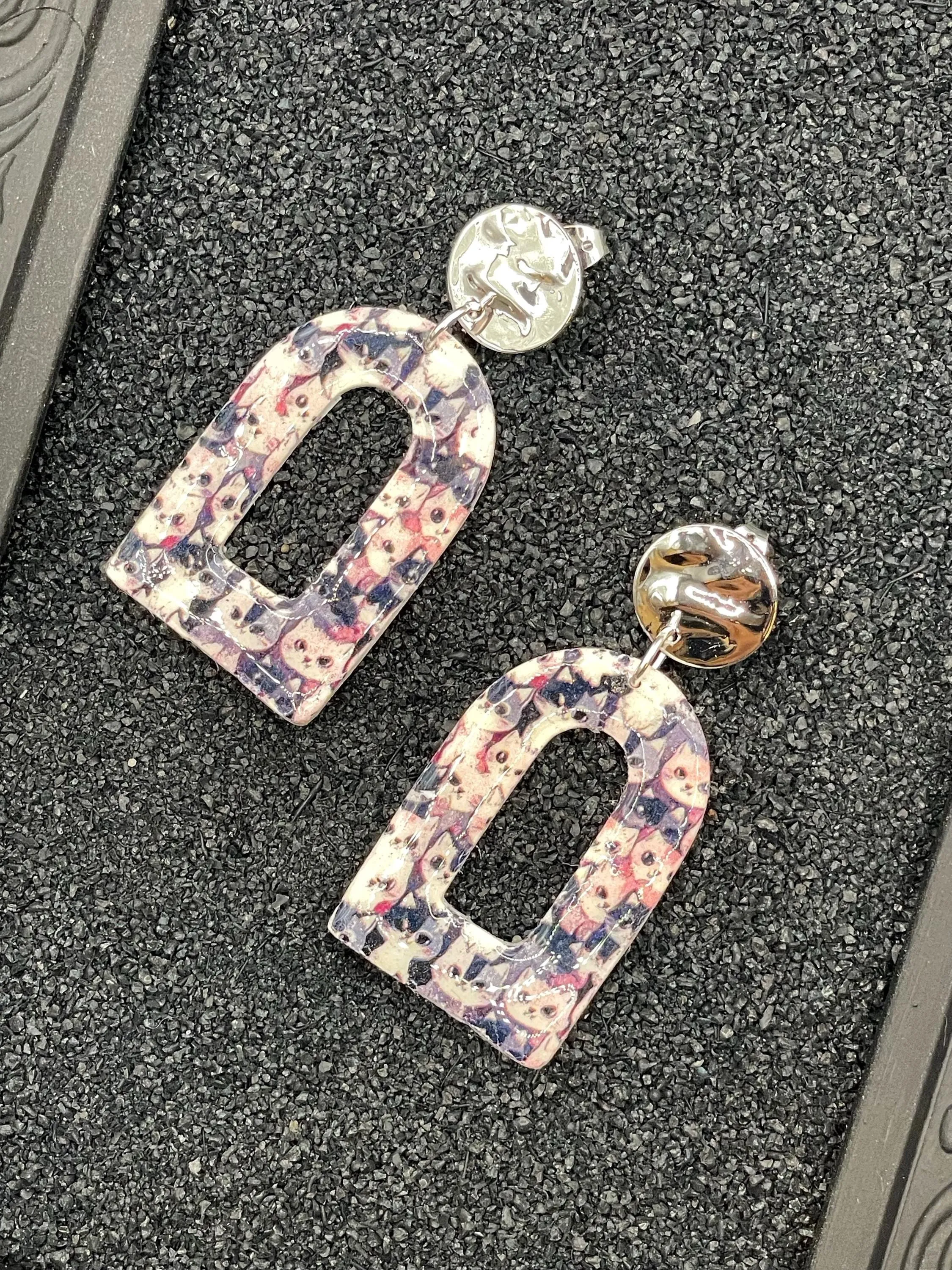 Cat Lover - Retro Kitty Printed Arched Dangle Earrings: Handmade Polymer Clay sold by Modcloth