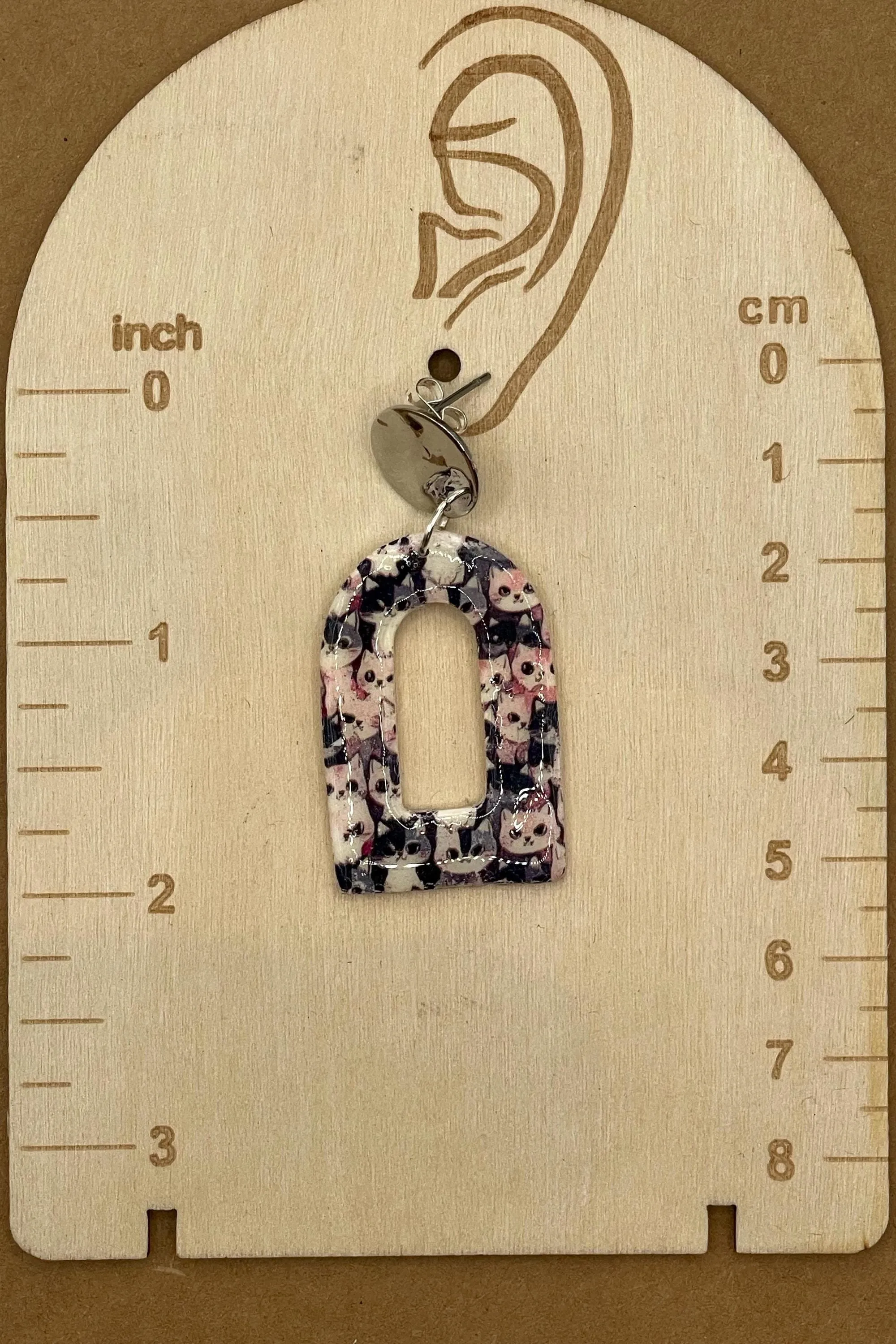 Cat Lover - Retro Kitty Printed Arched Dangle Earrings: Handmade Polymer Clay sold by Modcloth product image thumbnail 2