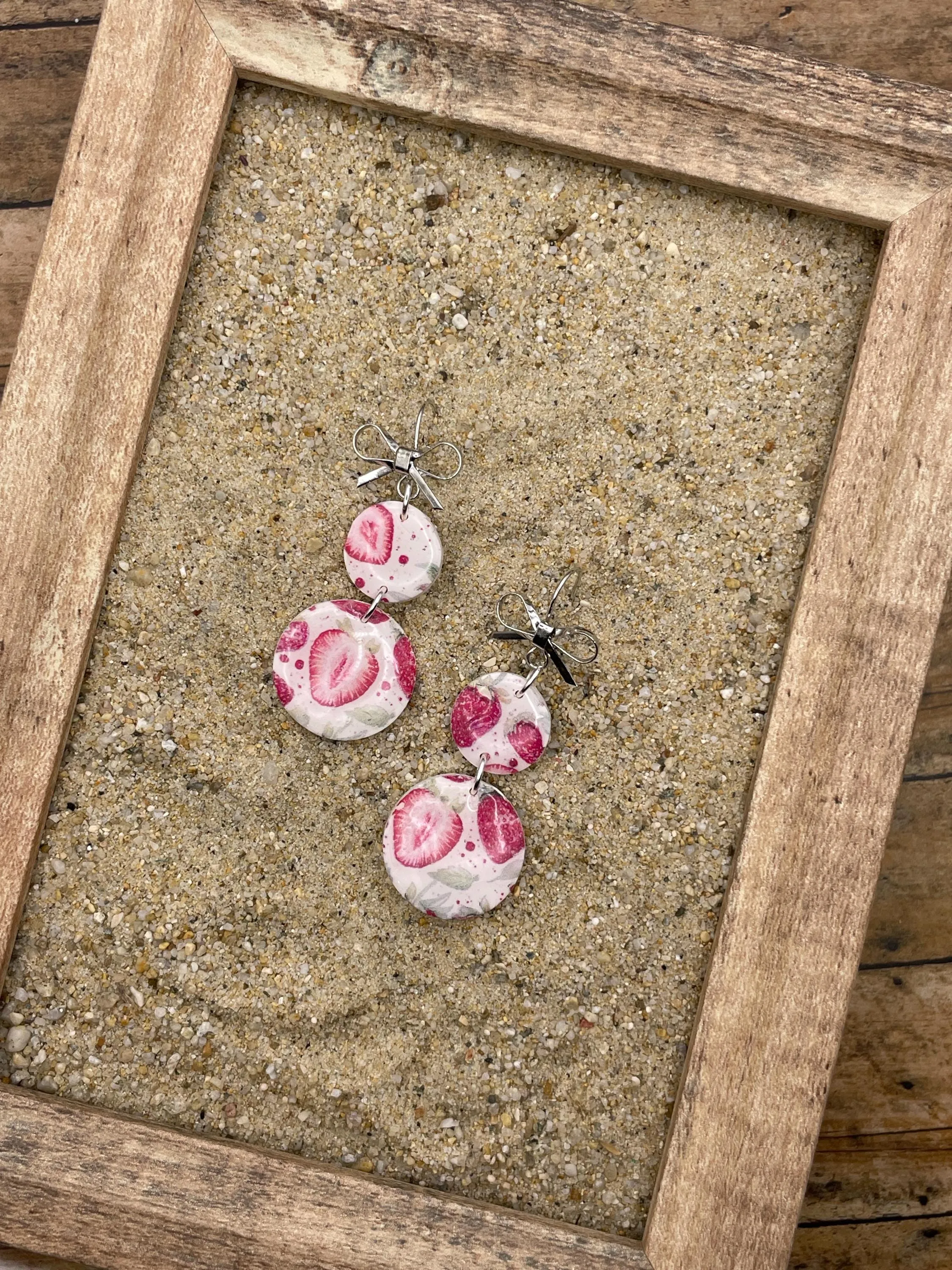 Tutti Frutti - Strawberry Printed Dangle Earrings: Handmade, Polymer Clay sold by Modcloth product image thumbnail 4