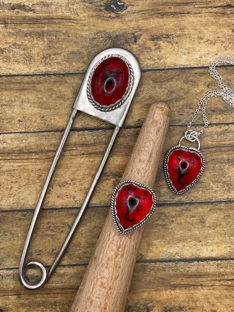 Winter - Jumbo Safety Pin with Black Scorpion in Red Resin Cabochon sold by Modcloth product image thumbnail 4