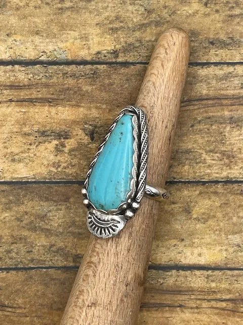 Babe - Turquoise Teardrop Ring with Sun Detail sold by Modcloth product image thumbnail 3