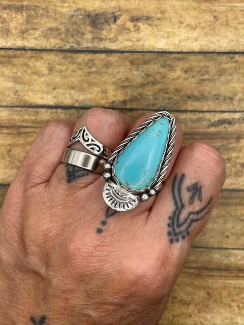 Babe - Turquoise Teardrop Ring with Sun Detail sold by Modcloth product image thumbnail 2