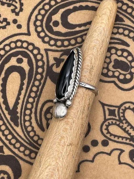 Danielle - Black Teardrop Onyx Ring sold by Modcloth product image thumbnail 2