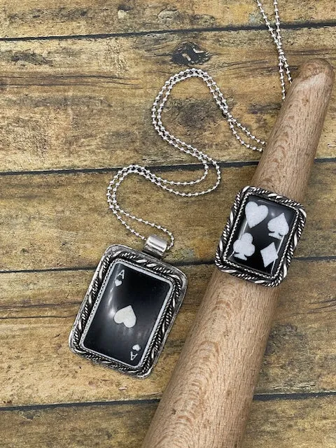 Lance - Onyx Playing Card Ring sold by Modcloth product image thumbnail 3