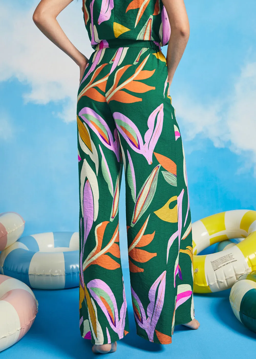 A Round of Palazzo Pants sold by Modcloth product image thumbnail 4