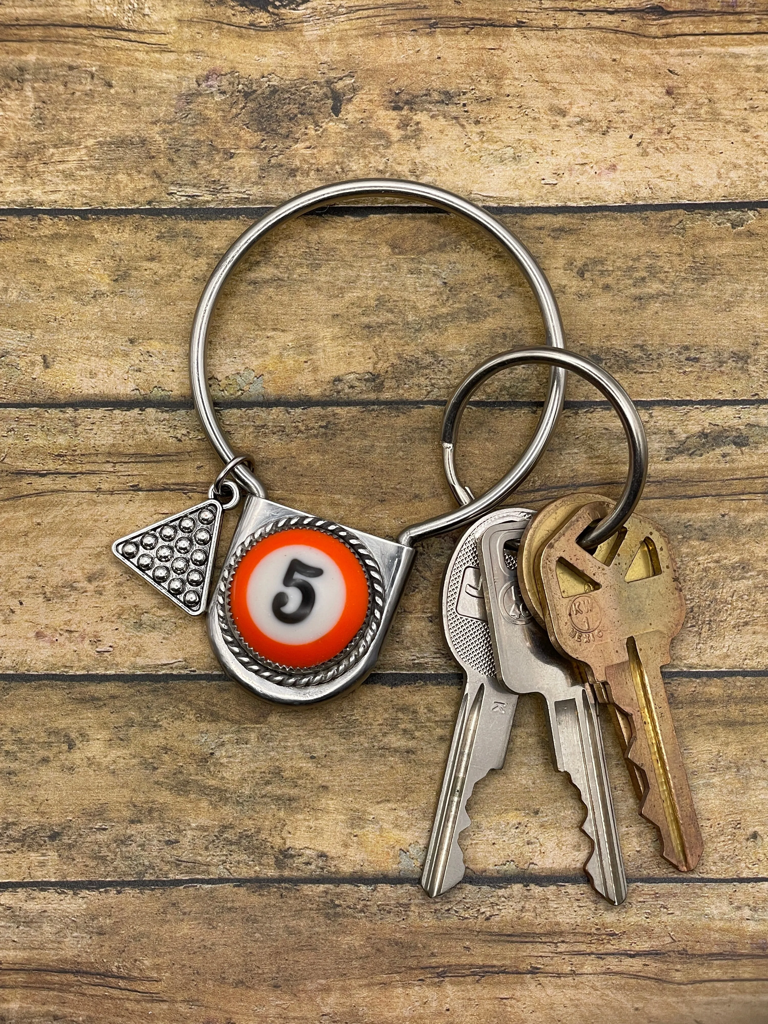 Seth - Round Keychain with Billiard Ball #5 Detail sold by Modcloth product image thumbnail 3