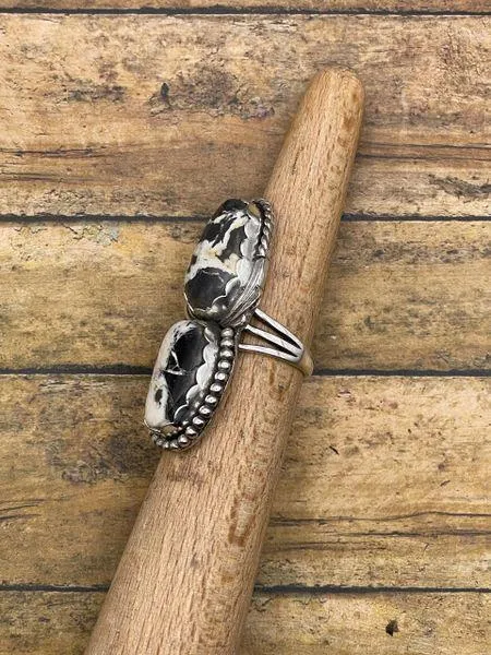 Amy - White Buffalo Turquoise Double Gemstone Ring sold by Modcloth product image thumbnail 4
