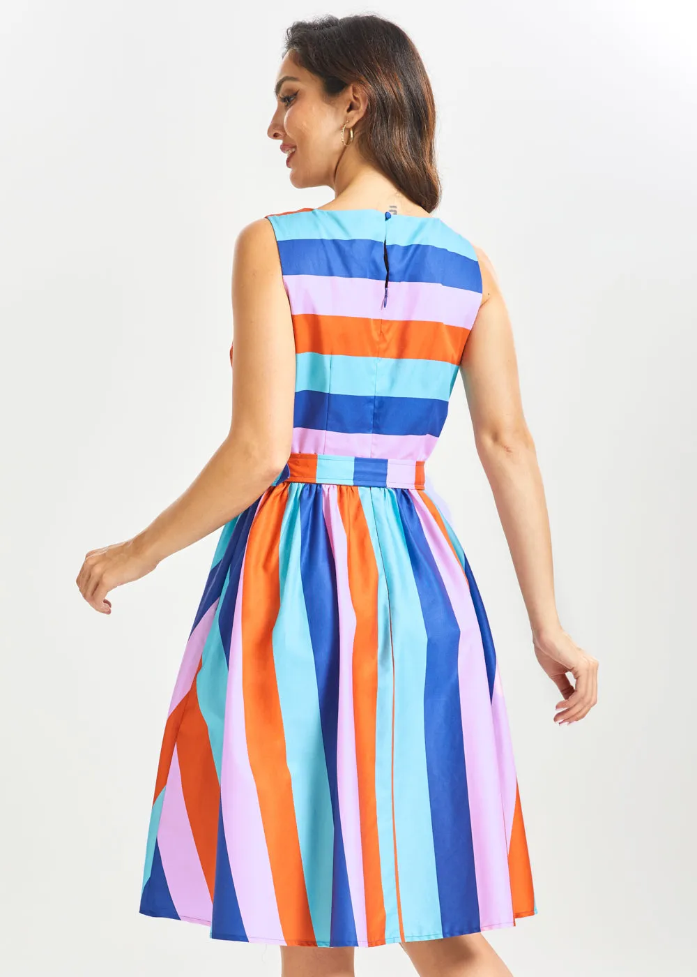 The Weekend Whirl Dress sold by Modcloth product image thumbnail 5