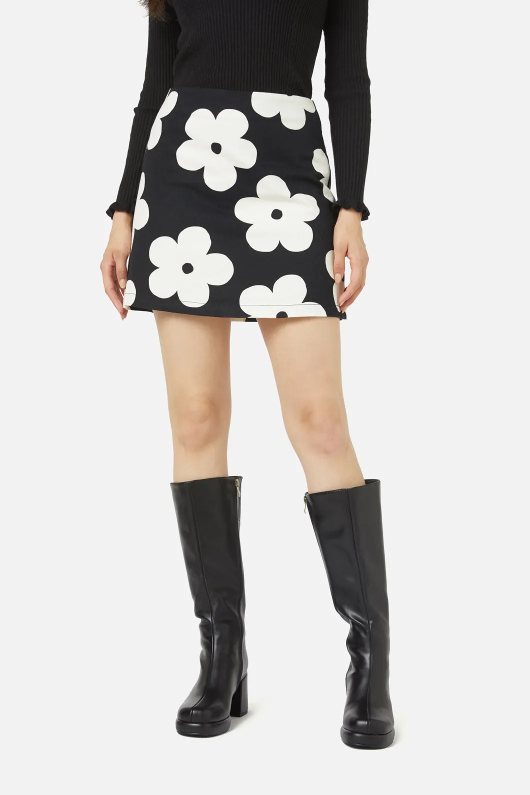 Gigi Daisy Skirt sold by Modcloth product image thumbnail 2
