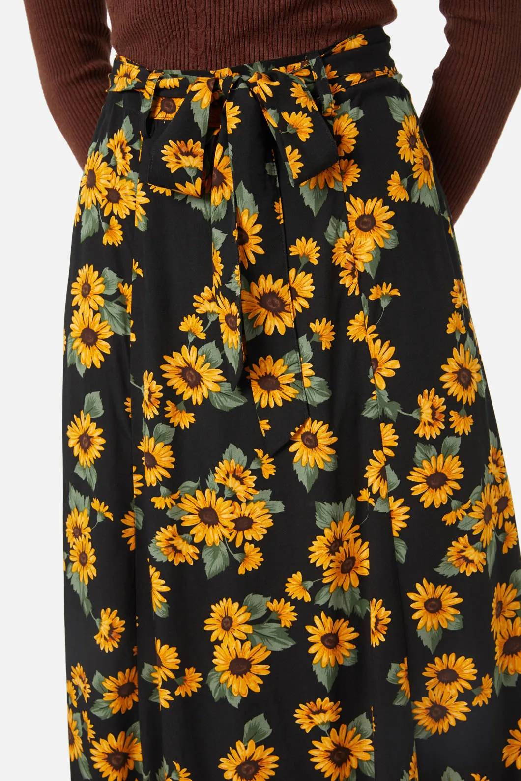 Winter Daisy Skirt sold by Modcloth product image thumbnail 5