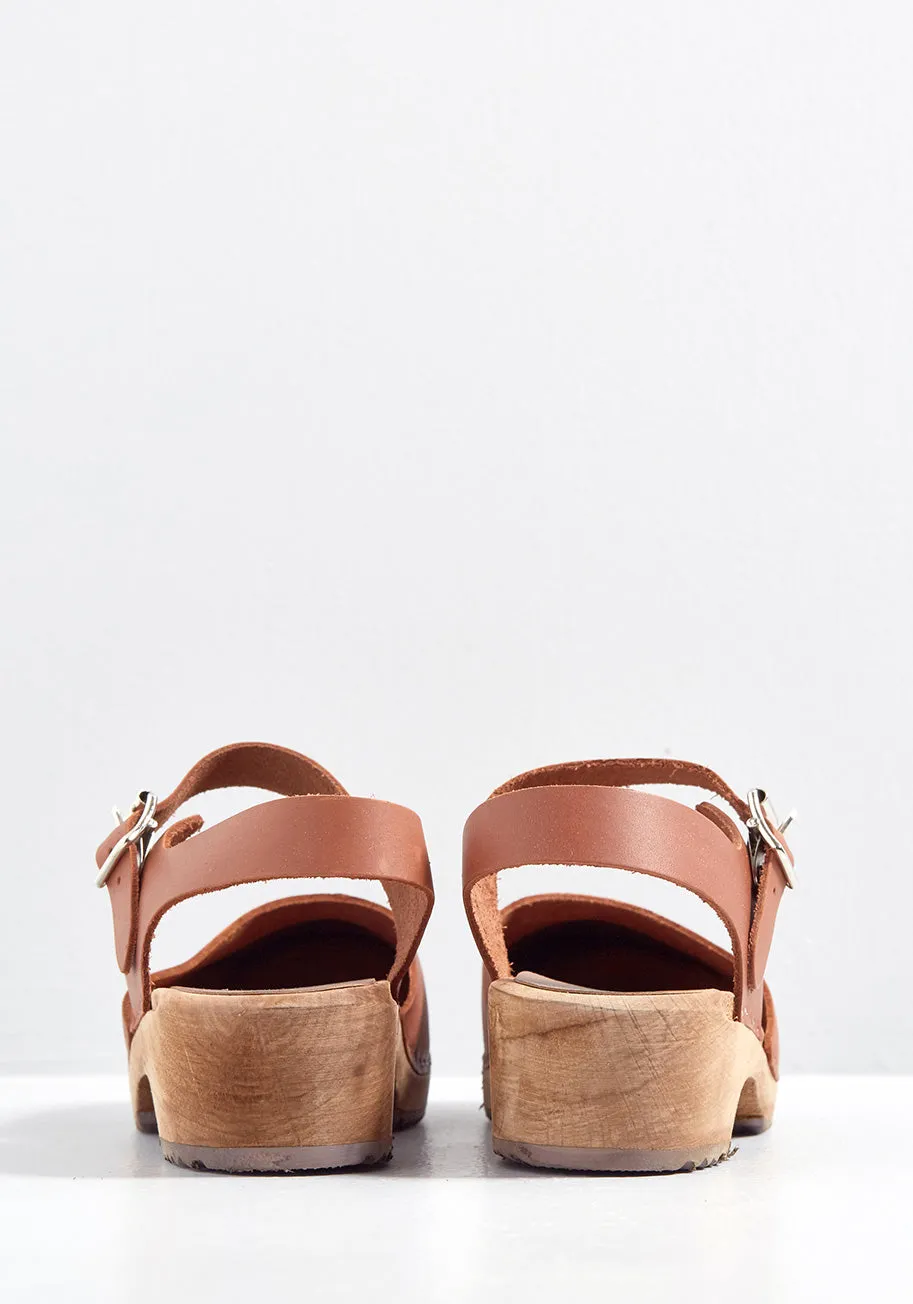 Sodermalm Saunter Leather Clog sold by Modcloth product image thumbnail 4