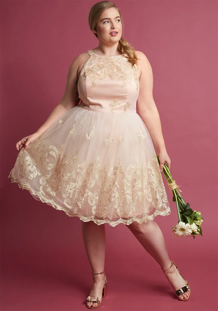 Chi Chi London Eloquent Admirer Lace Dress sold by Modcloth product image thumbnail 5