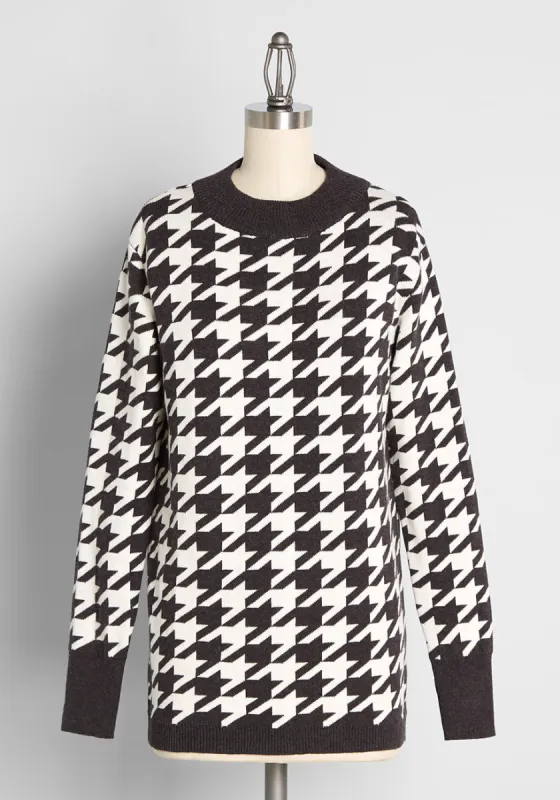 In Houndstooth Heaven Pullover Sweater sold by Modcloth