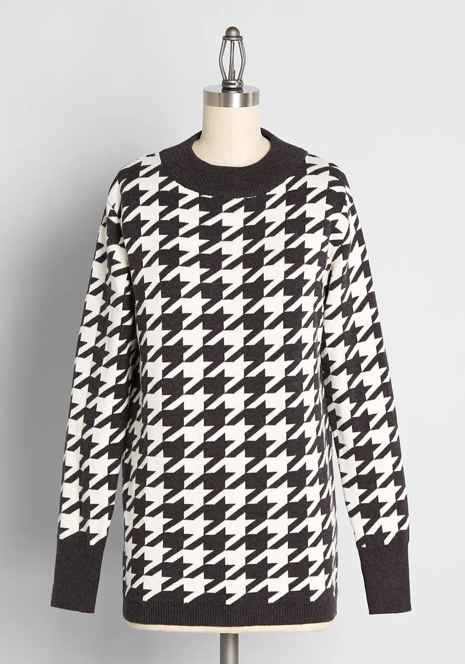 In Houndstooth Heaven Pullover Sweater sold by Modcloth