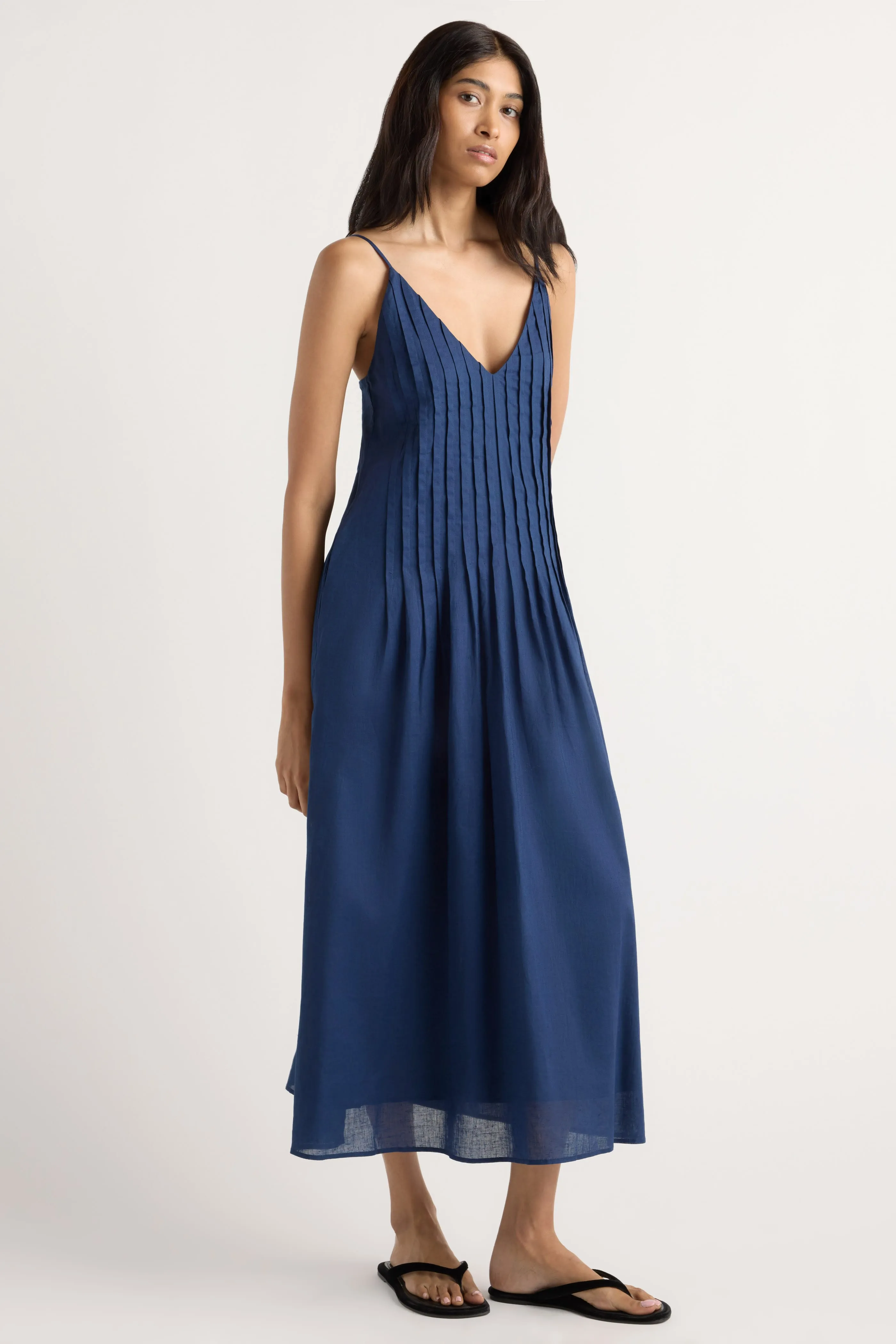 Naomi Pleated Linen-Cotton Dress sold by Modern Citizen product image thumbnail 2
