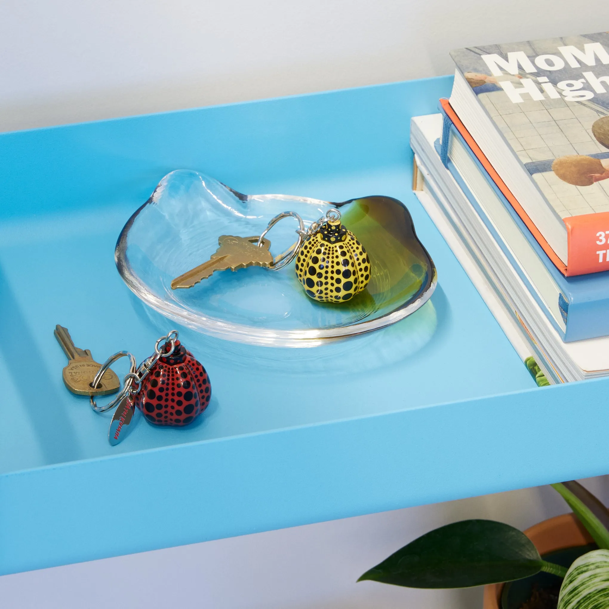 Yayoi Kusama Pumpkin Keyring - Yellow sold by Moma product image thumbnail 2