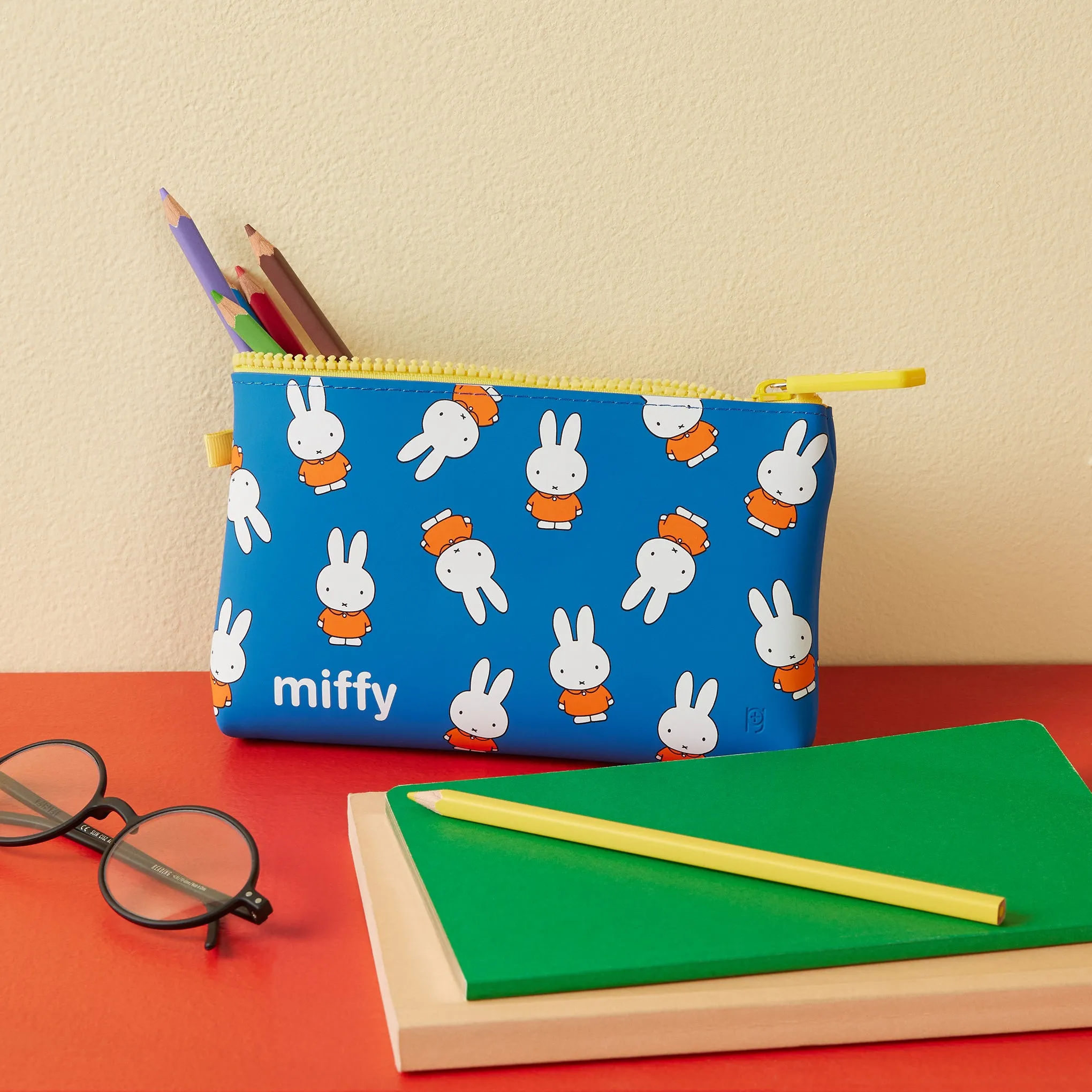 Miffy Silicone Zip Flat Pouch sold by Moma product image thumbnail 3