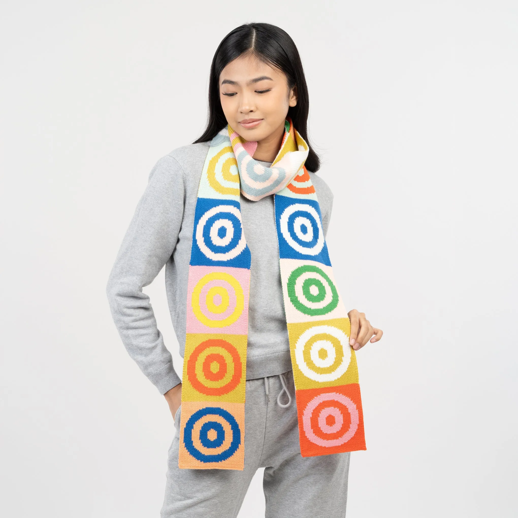 Verloop Skinny Rotate Circles Scarf sold by Moma product image thumbnail 2