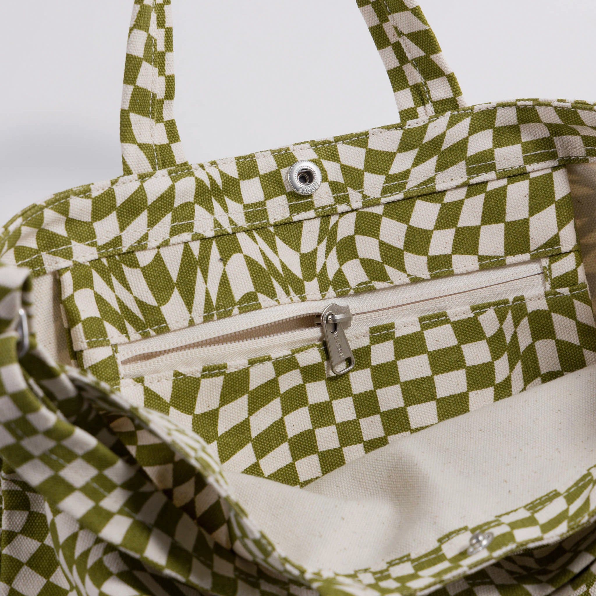 Baggu Horizontal Duck Tote Bag - Black sold by Moma product image thumbnail 4