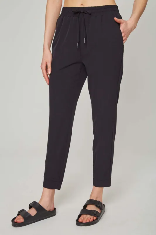 Day-Tripper 26" Jogger sold by MPG