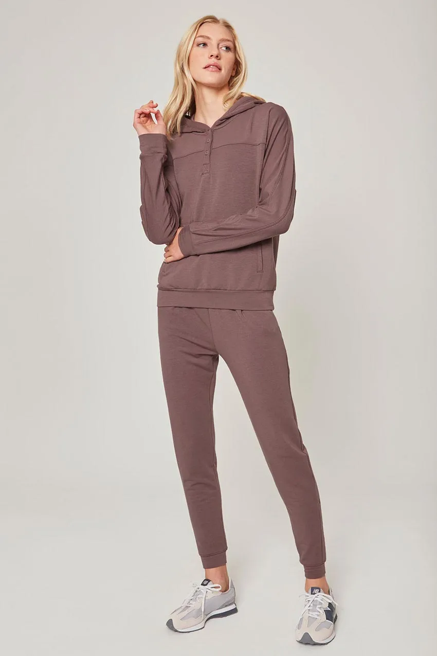 Serene TENCEL™ High-Waisted 26.5" Pleated Jogger sold by MPG product image thumbnail 2