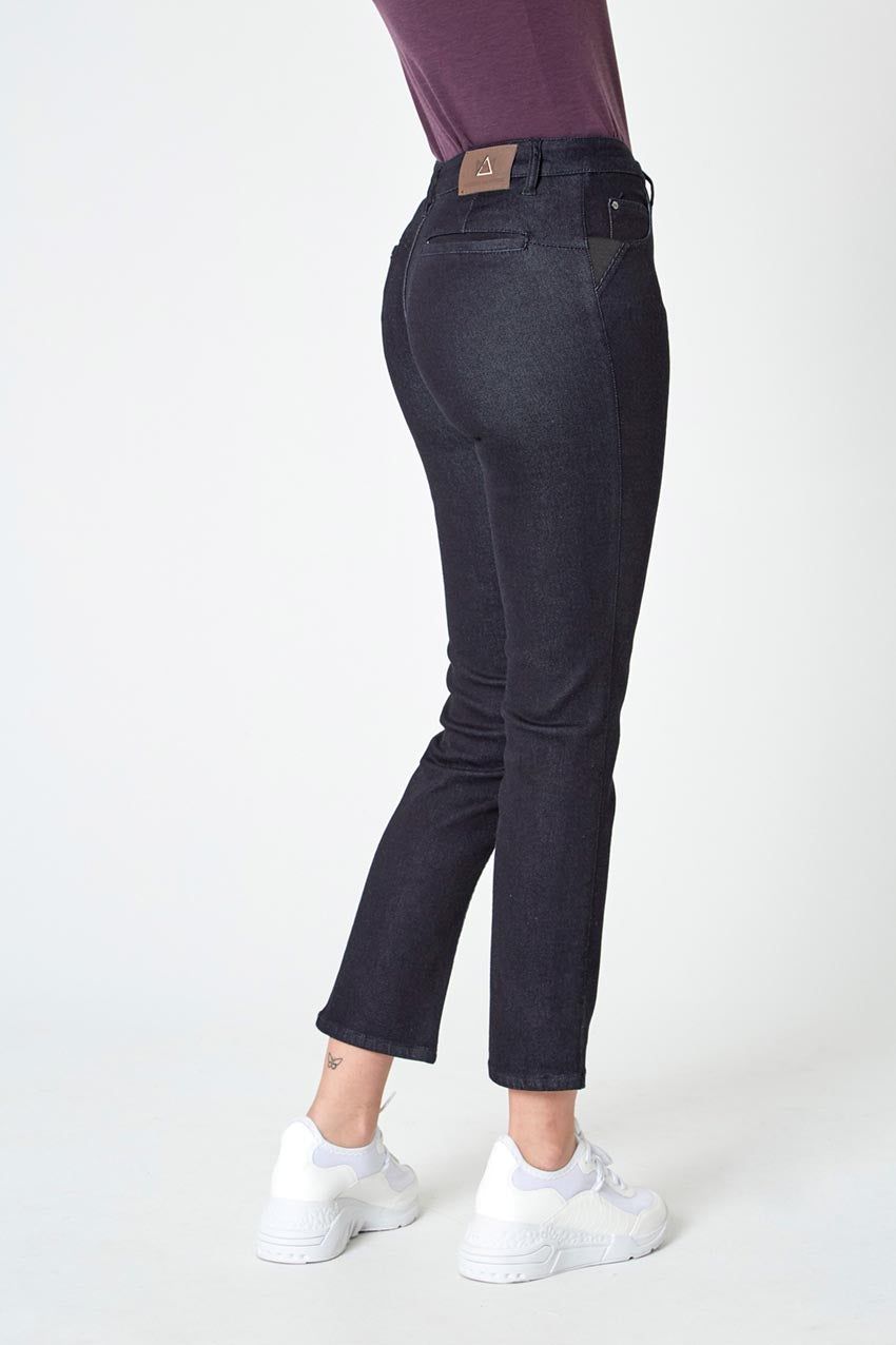 PerformFit Prodigy High-Rise Straight Ankle Jean sold by MPG product image thumbnail 2