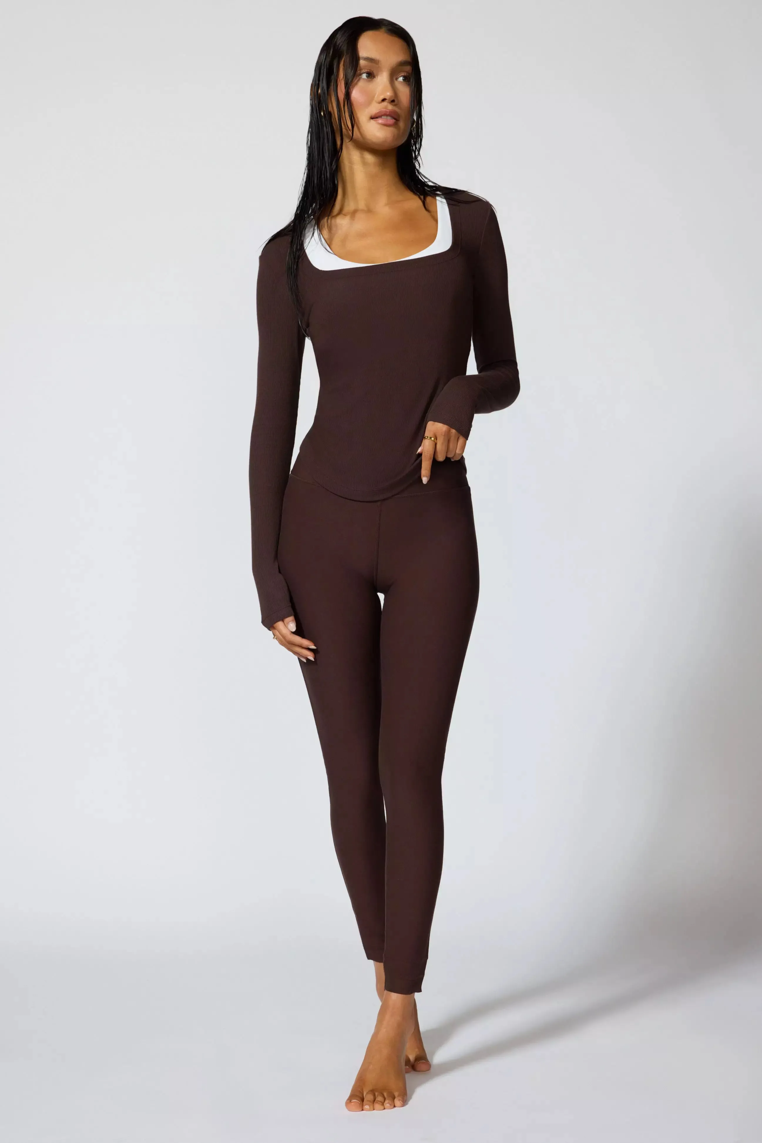 Explore High-Waisted Cut-To-Length Legging 27" Peached sold by MPG product image thumbnail 2