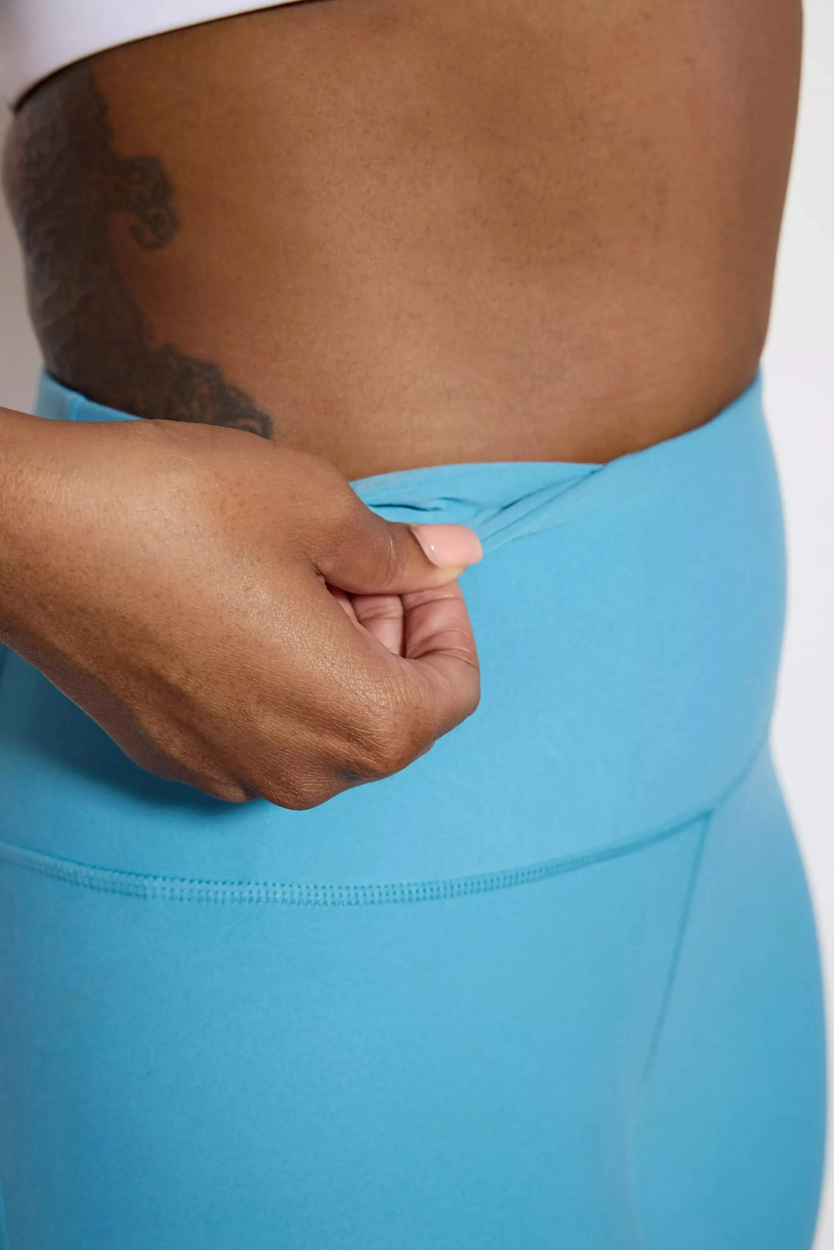 Explore High-Waisted Capri 21" Peached sold by MPG product image thumbnail 4