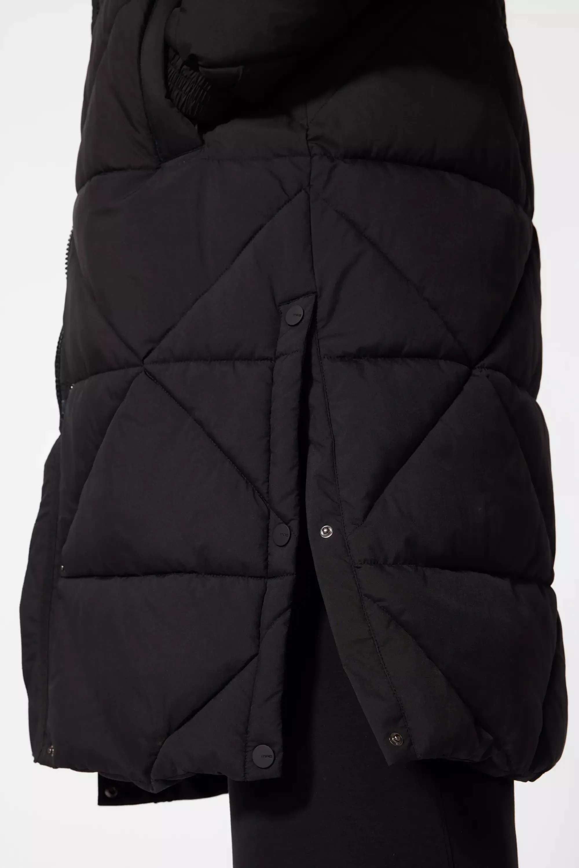 Captivate Maxi Puffer - Black sold by MPG product image thumbnail 5