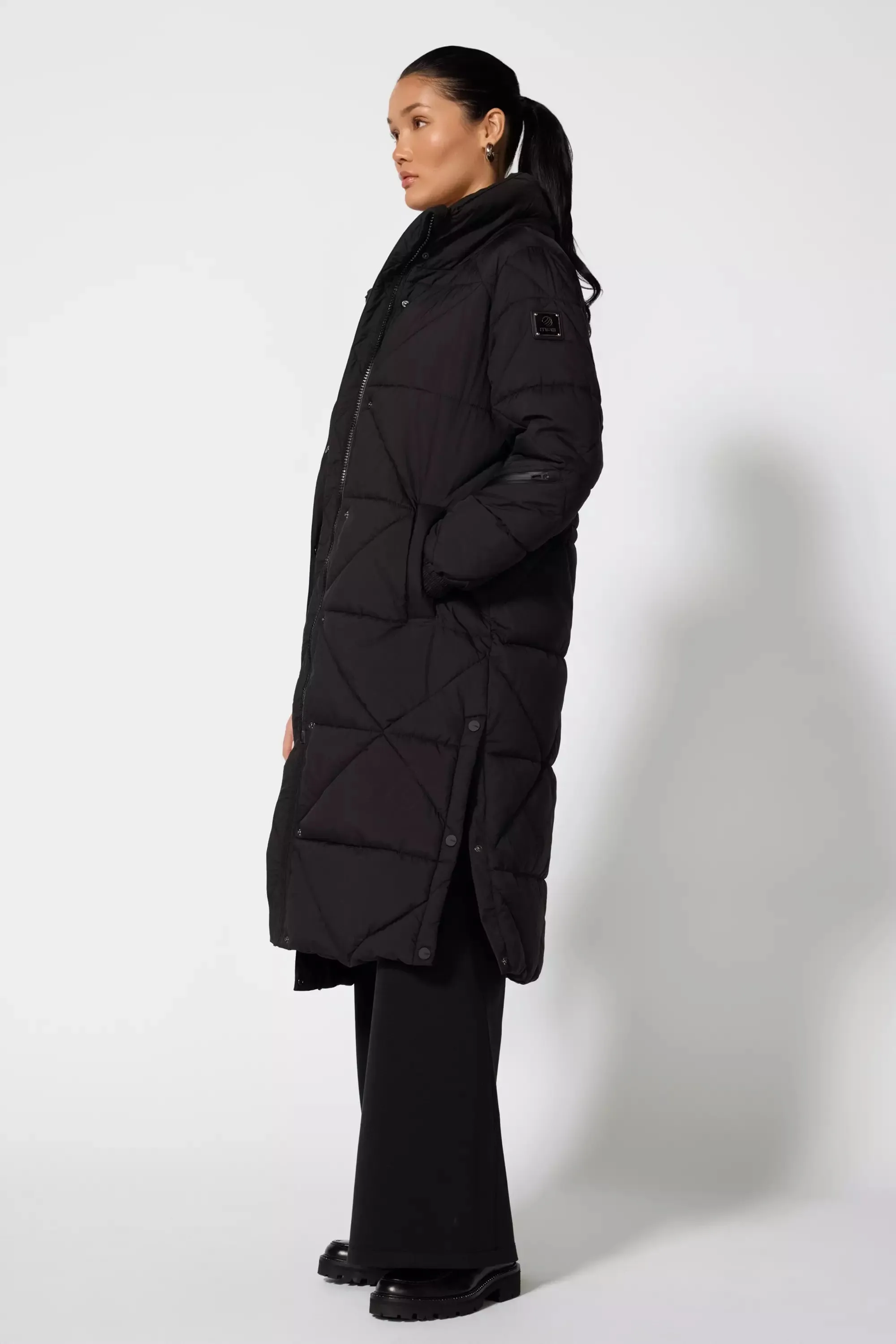 Captivate Maxi Puffer - Black sold by MPG product image thumbnail 2
