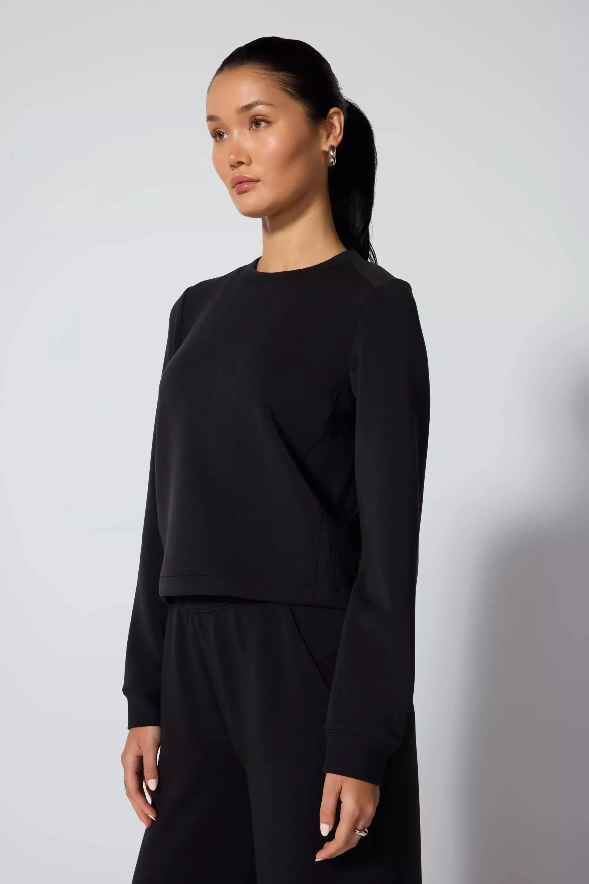 Dreamweave Pullover - Black sold by MPG product image thumbnail 4